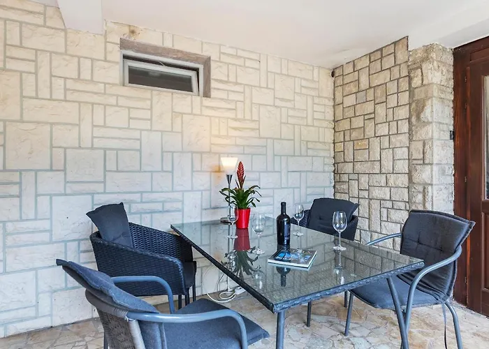Lungomare Apartment