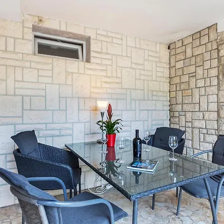 Lungomare Apartmán